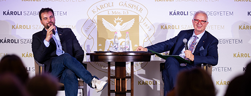 Kapu Tibor  - Károli Szabadegyetem fotó