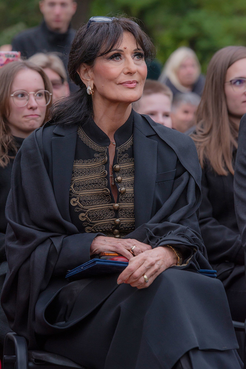 Zichy Antónia-díjat vehetett át Bán Teodóra közkapcsolati és kommunikációs főigazgató