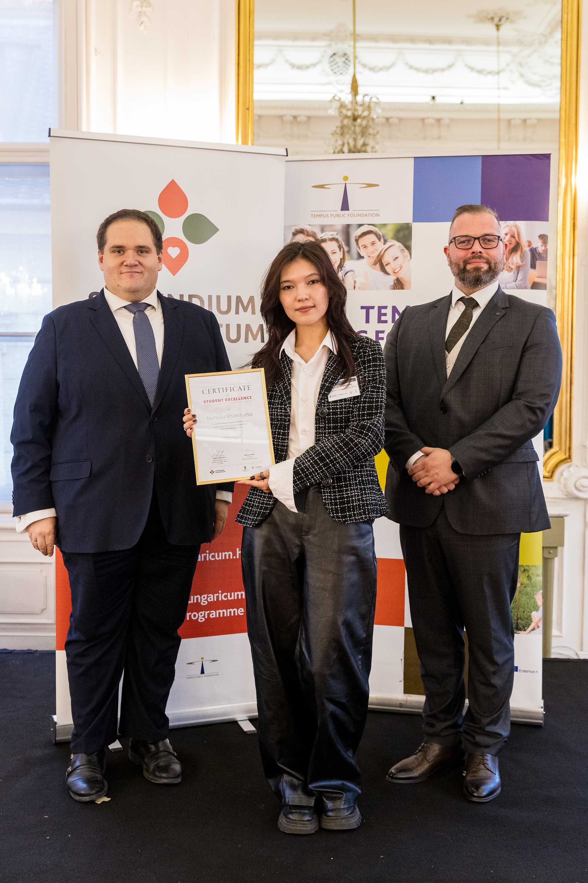 Károlis hallgatói siker az első Stipendium Hungaricum Kiválósági Díjátadó Gálán - fotó