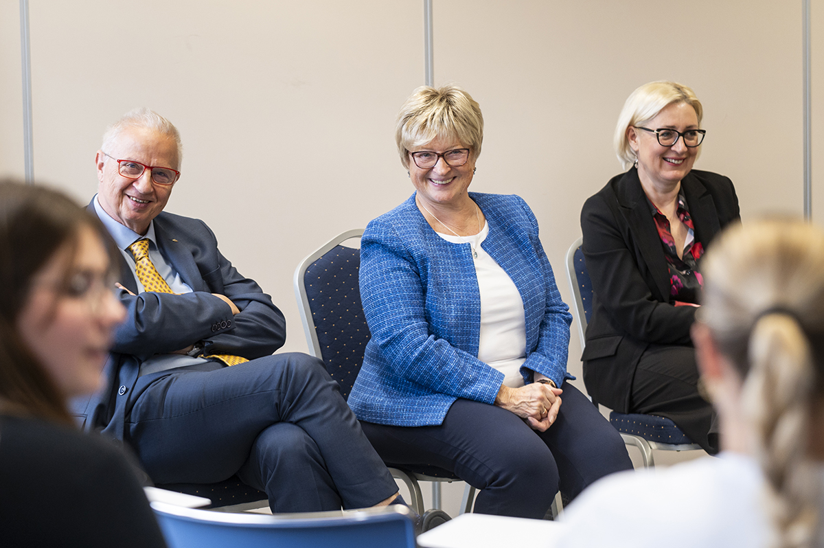 A szociális munka napján Nagy Zsuzsanna asszony látogatott a GESZK-re- fotók