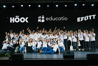 csoportkép a hallgatókról