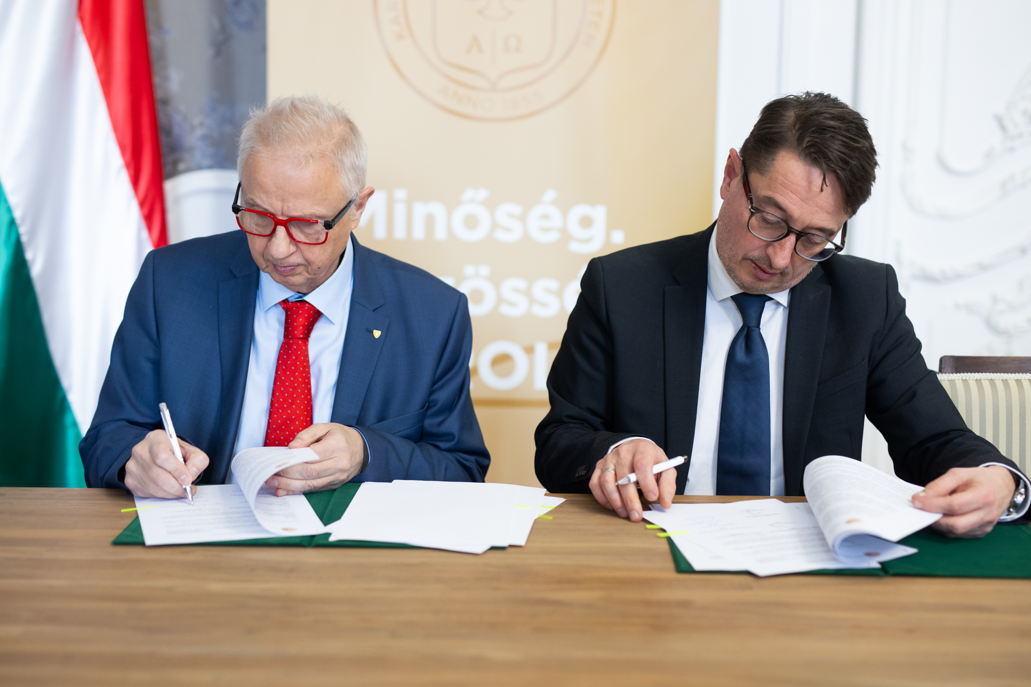 Képzési együttműködési megállapodást írt alá egyetemünk a Librivel - fotók