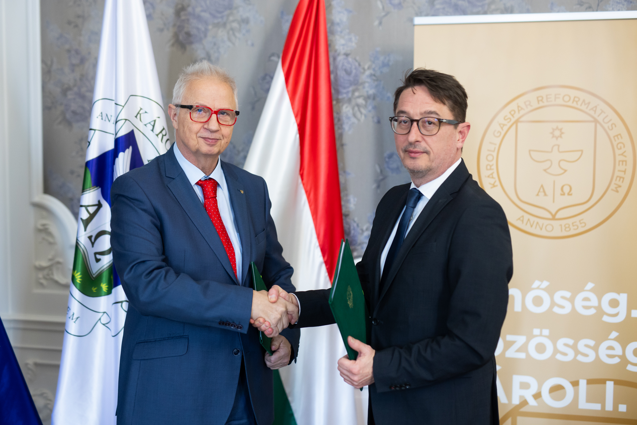 Képzési együttműködési megállapodást írt alá egyetemünk a Librivel - fotók